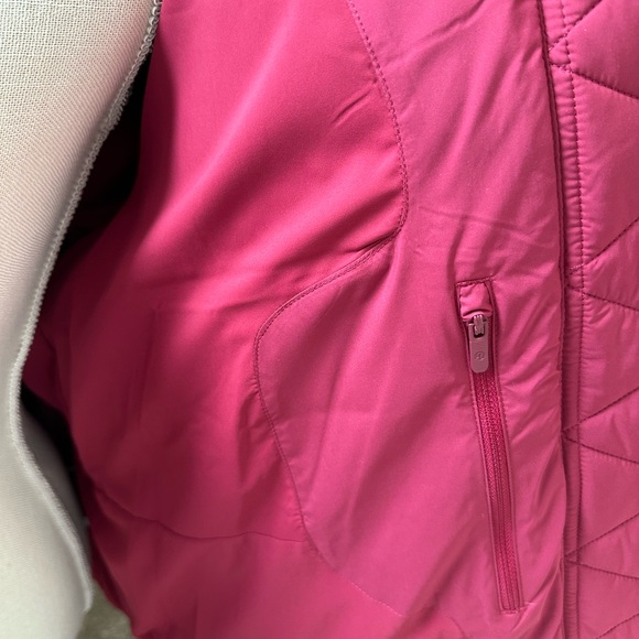 Lululemon Wunder Puff Jacket - Picture 9 of 12